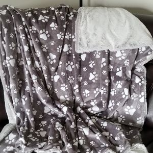 Grey paw print minky blanket